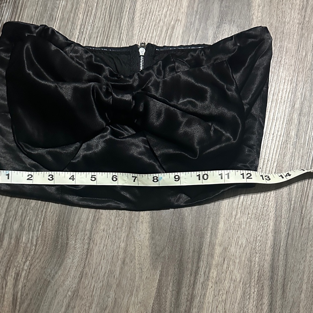 Nasty Gal Black Satin Crop Top - Picture 14 of 14